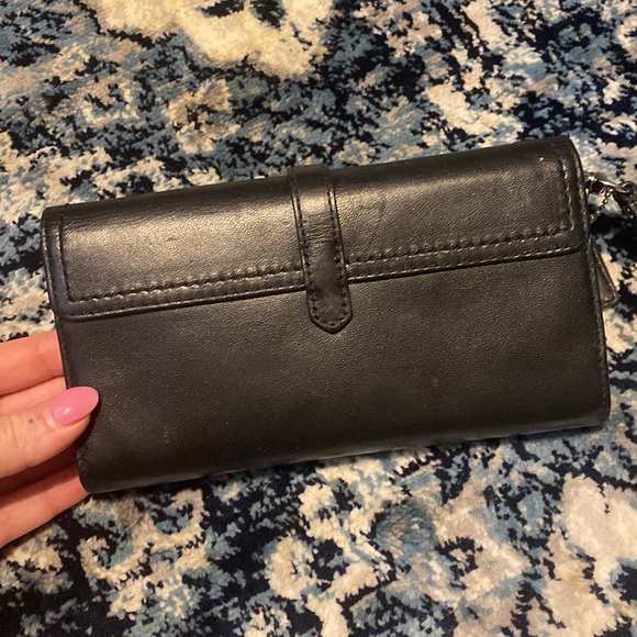 Black Coach Wristlet Wallet - Picture 4 of 8